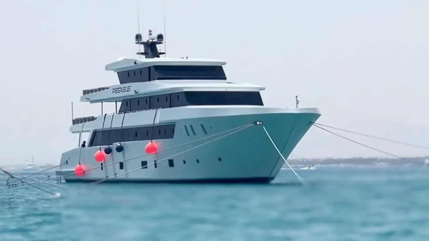 Pegasus Safari Yacht